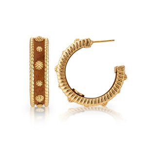 Berry Medium Hoop Earring in Teak