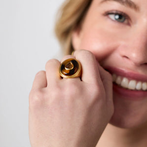 Carnaby Statement Ring in Ivory/8