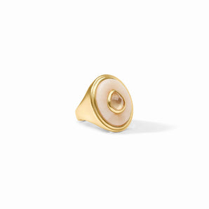 Carnaby Statement Ring in Ivory/7