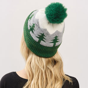 Pine Tree Pom Pom Hat in Green