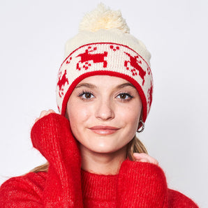Reindeer Pom Pom Hat in Ivory