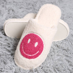 Smile Slippers in Hot Pink