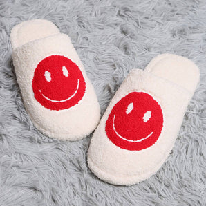 Smile Slippers in Red