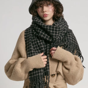 Windowpane Scarf in Black