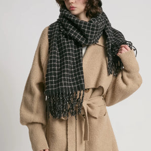 Windowpane Scarf in Black