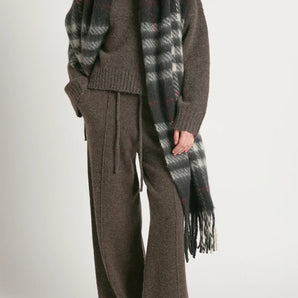 Tartan Check Scarf in Black