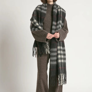 Tartan Check Scarf in Black