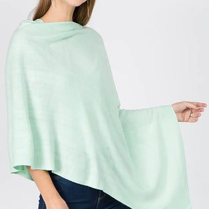 Poncho in Pastel Green