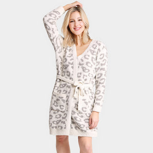 Cozy Leopard Robe in Light Gray