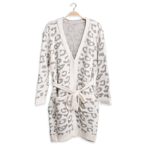 Cozy Leopard Robe in Light Gray