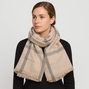 Soft Checkered Scarf in Pink/Grey