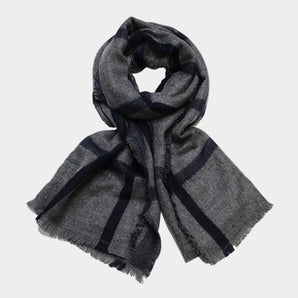 Soft Checkered Scarf in Grey/Black