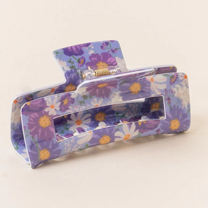 Claw Clip in Beauty Purple