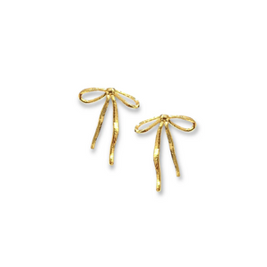 Bella Bow Stud - Relaxed