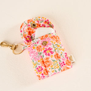 Puffy Earbud Case in Secret Garden Pink