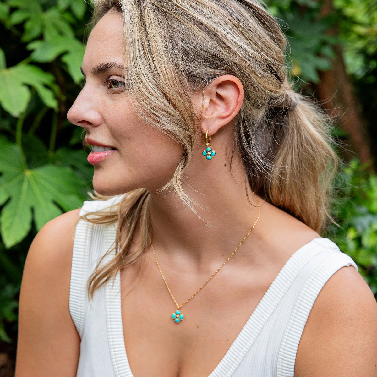 Turquoise Berry Berry Clover Hoop in Turquoise – ISABEL HARVEY