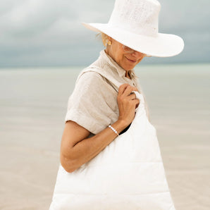 Puffer Tote in Shimmer White