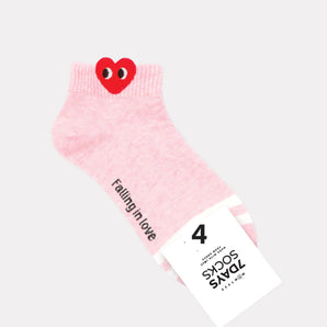 Ankle Falling in Love Socks in Pink