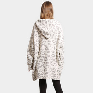 Leopard Wearable Blanket Gray